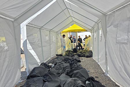 A tres meses del hallazgo de cuerpos en el Crematorio Plenitud de Chihuahua, familias siguen sin respuestas sobre la identificación.