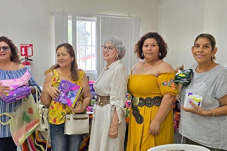 El IMM de Nuevo Casas Grandes realizó con éxito el evento “El Rojo que nos Une”, donde la ciudadanía donó toallas sanitarias para promover la menstruación digna y apoyar a estudiantes de instituciones educativas.