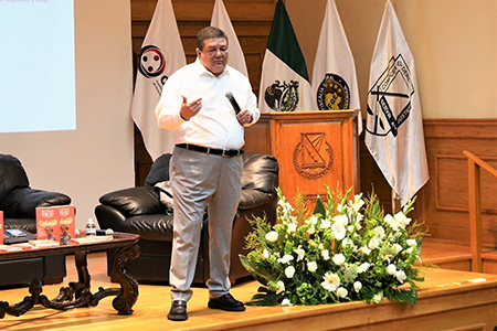 El fiscal César Jáuregui Moreno destacó que el diálogo es esencial para resolver conflictos sociales y políticos, durante el Congreso Nacional de Mediación en Chihuahua.
