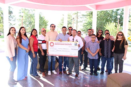 El municipio de Nuevo Casas Grandes aportó 20 mil pesos al Festival Cultural Musical del Club de Leones, evento destinado a recaudar fondos para entregar lentes gratuitos a personas con discapacidad visual y estudiantes de escuelas públicas.