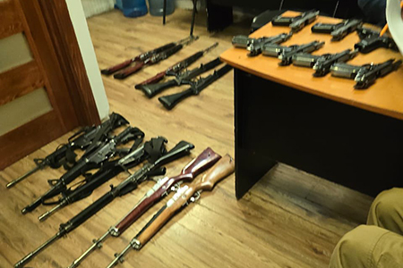 Operativo en Uruachi asegura 10 armas irregulares a policías municipales; la SSPE supervisa el cumplimiento de la Licencia Oficial Colectiva.
