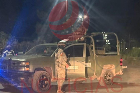 Seis personas fueron detenidas en la colonia Haciendas de San Isidro, NCG, tras un operativo donde se aseguraron armas largas, radios y una camioneta robada.