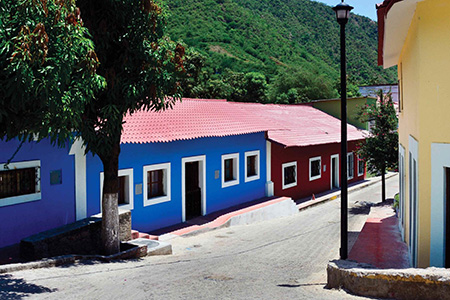 Guachochi, Creel, Casas Grandes y Batopilas fueron reconocidos por su encanto natural y cultural como los Pueblos Mágicos más bonitos de Chihuahua, según la IA