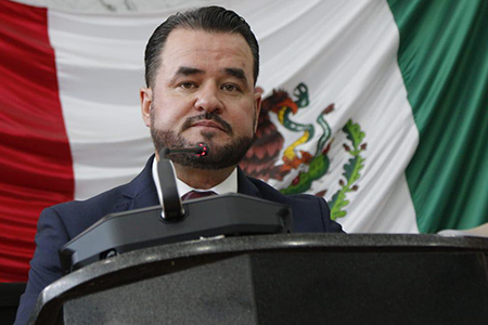 El diputado Óscar Avitia presentó una iniciativa para que cada presidencia seccional reciba al menos el 5% del presupuesto municipal en Chihuahua.