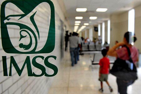 IMSS Chihuahua invita a derechohabientes a registrar una cuenta bancaria para recibir el pago de incapacidades de forma rápida, segura y sin filas.