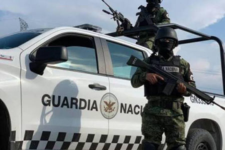 La alcaldesa Edith Escárcega anunció más presencia de Guardia Nacional y SEDENA en Nuevo Casas Grandes, tras solicitar respaldo a Claudia Sheinbaum. Habrá vigilancia en colonias, accesos y corredores viales.