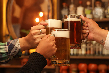 El Gobierno de Chihuahua amplía una hora el horario de venta de bebidas alcohólicas durante el Buen Fin 2025, del 13 al 17 de noviembre.