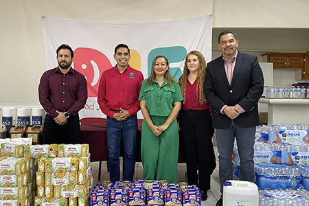 El DIF de Ciudad Juárez entregó apoyo en especie a familias afectadas por las inundaciones en la Colonia Buena Fe de Nuevo Casas Grandes.