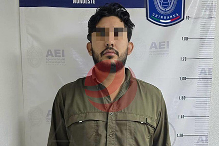 La Agencia Estatal de Investigación Zona Noroeste detuvo en Hermosillo, Sonora, a Carlos Zahid R. M., de 27 años, acusado de cometer fraude específico en el municipio de Nuevo Casas Grandes, Chihuahua. Fue puesto a disposición del juez tras una orden de aprehensión vigente.