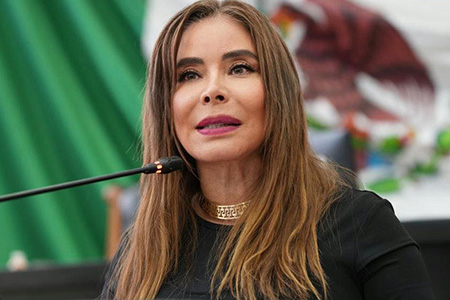 La diputada María Antonieta Pérez Reyes acusó una campaña de desinformación contra la reforma a la Ley de Aguas y advirtió sobre la crisis hídrica en Chihuahua, donde existen 8 mil pozos ilegales y miles de familias sin agua potable.