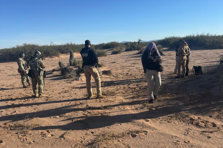 La FEM realizó un operativo de rastreo en la carretera Juárez–Ascensión para localizar a Sofía Hernández Blanco, desaparecida el 25 de octubre.