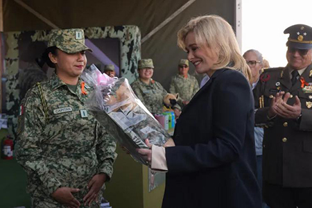 La Sedena abrió la exposición La Gran Fuerza de México con la gobernadora como invitada de honor. Hubo demostraciones, actividades y módulos informativos.