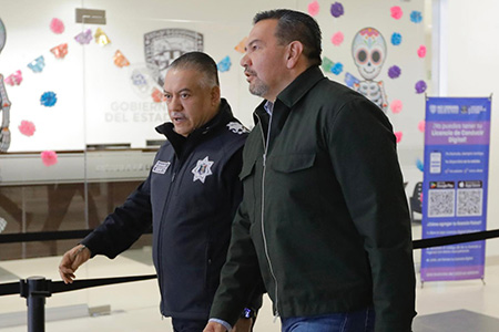 El alcalde Cruz Pérez Cuéllar participó en la reunión de la Coordinación Estatal para la Construcción de la Paz, donde reafirmó la colaboración con autoridades federales, estatales y militares para fortalecer la seguridad en Ciudad Juárez.