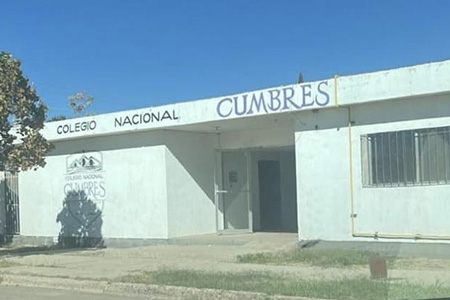 Autoridades y ciudadanos solicitan revisar si el edificio temporal del Centro de Salud de Nuevo Casas Grandes cumple con normas de accesibilidad y salubridad, ya que no cuenta con rampas ni sanitarios dentro del inmueble.