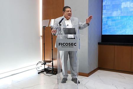 Fiscalía y Ficosec lanzaron un modelo de evaluación para servidores públicos, que busca mejorar la eficiencia, transparencia y rendición de cuentas en Chihuahua.