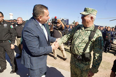 El alcalde Cruz Pérez Cuéllar encabezó el arranque del Operativo de Navidad 2025 en Ciudad Juárez, con la participación de corporaciones de los tres órdenes de Gobierno.