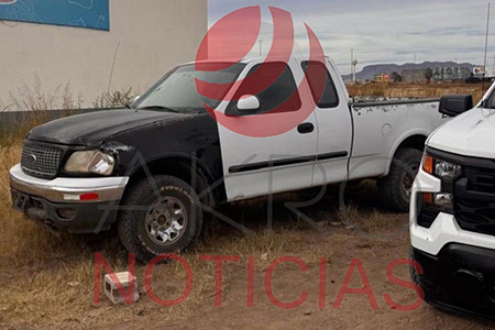 La AEI aseguró en NCG una camioneta Ford F-250 con reporte de robo vigente, localizada en Villas del Tecnológico y puesta a disposición del Ministerio Público.