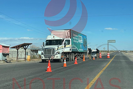 La ciudadanía de NCG expresó inconformidad tras el regreso del retén de la FGR en El Entronque, sitio donde en septiembre se reportaron presuntos abusos.