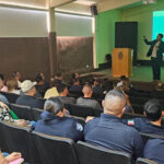 Capacitación en Chihuahua sobre el uso legítimo de la fuerza y el informe policiaco homologado, destacando el compromiso del Fiscal Vargas y la colaboración institucional.