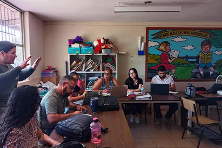 La Secretaría de Educación y Deporte concluye oficialmente el ciclo escolar 2023-2024 en educación básica, con servicio a 715 mil estudiantes.