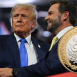 Impacto de los comentarios de Trump y Vance: dólar alcanza 18.45 pesos en Citibanamex.