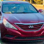 Hyundai Sonata 2014 color guinda robado en el centro de Nuevo Casas Grandes, buscan ayuda para localizarlo.
