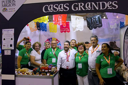 Delegación de los Pueblos Mágicos de Chihuahua exhibe su riqueza cultural en el Tianguis Nacional de Pueblos Mágicos 2024, destacando Casas Grandes y Creel.