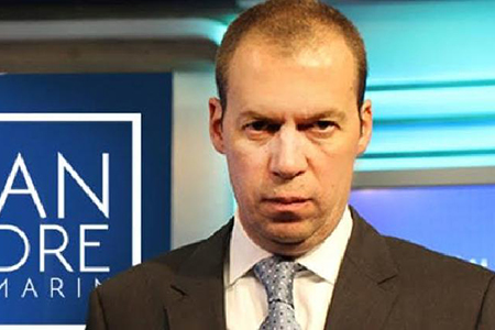 André Marín, destacado periodista deportivo, murió a los 52 años tras complicaciones en su recuperación de un trasplante de pulmón.