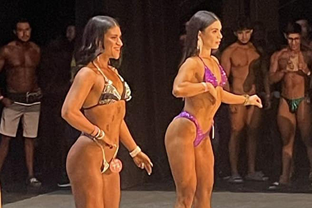 Padre e hija fisicoculturistas de Juan Mata Ortiz logran top 3 en el campeonato NABBA Chihuahua, preparándose para competir a nivel nacional.