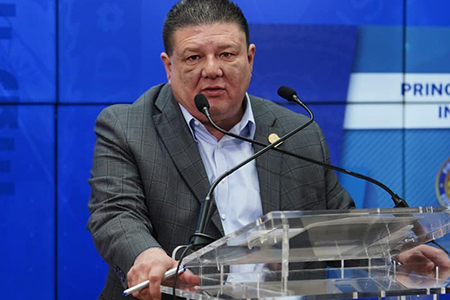 César Jáuregui aborda en conferencia de prensa la reforma que otorga facultades de investigación a corporaciones preventivas.