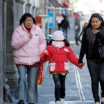 El frío extremo continúa en Chihuahua, con temperaturas gélidas en zonas altas. Se esperan lluvias en Nuevo León y chubascos en Coahuila y San Luis Potosí.