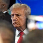Descubre el impacto que el regreso de Donald Trump tendrá en Wall Street y Main Street. Analizamos sus promesas de recortes de impuestos y su influencia en el mercado financiero, así como las opiniones de expertos sobre las expectativas económicas para este nuevo mandato.