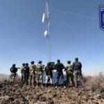 En un operativo conjunto en Buenaventura, se aseguró equipo de telecomunicaciones y material balístico. Participaron la FGE, Guardia Nacional y SSPE para garantizar la seguridad.