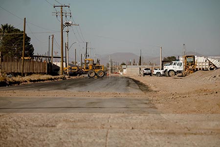 El Departamento de Obras Públicas concluyó la pavimentación de la calle 2 de Abril en Nuevo Casas Grandes, beneficiando a miles de habitantes.