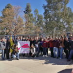 Docentes y administrativos del CETis 93 protestan por reforma al ISSSTE. Paro nacional afecta clases en la institución.