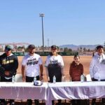 El Alcalde Roberto Lucero Galaz inauguró la temporada de béisbol regional 2025 en Casas Grandes. Pueblo Mágico ganó el primer partido 16-6.