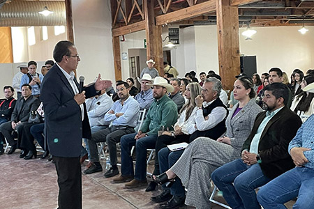 Foro en NCG reunió a alcaldes y expertos para diseñar estrategias contra la sequía que afecta al noroeste de Chihuahua.