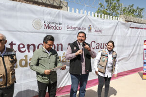 El alcalde Cruz Pérez Cuéllar y Zoé Robledo del IMSS supervisaron los servicios en Sierra Vista, previo a la Cruzada por Juárez.