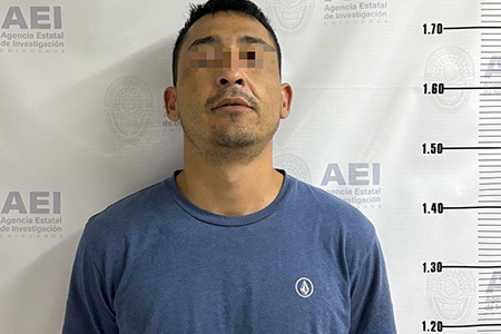 La AEI detuvo a un hombre de 30 años por violencia familiar en Nuevo Casas Grandes, Chihuahua, tras cumplir una orden de aprehensión.