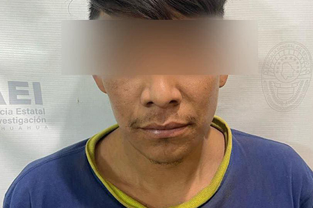 Agentes de la AEI detuvieron a Edguin Q. C., de 22 años, por presunto abuso sexual contra una niña de 6 años en Namiquipa, Chihuahua. El caso data de 2022 y ahora avanza a etapa judicial.