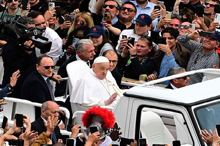 El Papa Francisco falleció a los 88 años en el Vaticano. Conoce los detalles de su muerte, el protocolo de sucesión y los preparativos para su funeral según sus deseos.