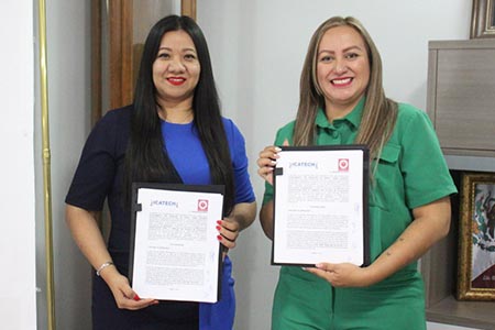 La alcaldesa Edith Escárcega firmó un convenio con ICATECH para ofrecer capacitación técnica en Nuevo Casas Grandes. El acuerdo busca mejorar el desarrollo profesional y económico local.