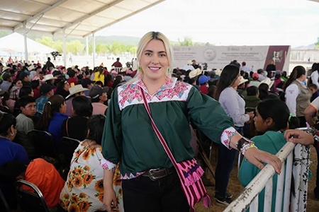 Claudia Sheinbaum consolida su política social con segunda visita a la Sierra Tarahumara. América García destaca inversión de 10 MDP en Baborigame.