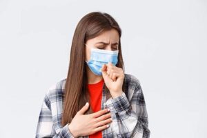 Con 101 casos confirmados, Chihuahua lidera los contagios de tos ferina en México. Las autoridades sanitarias instan a reforzar la vacunación, especialmente en niños pequeños, para contener el brote.