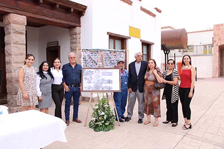El Gobierno Municipal de Nuevo Casas Grandes homenajeó al héroe ferrocarrilero Armando Martínez Márquez con una placa conmemorativa. El evento incluyó música, premiación fotográfica y reapertura del museo.