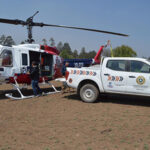 CEPC refuerza el combate a incendios forestales en Madera con helicóptero equipado y coordinación terrestre en comunidades como Las Pomas y Las Varas.