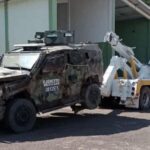 Seis militares fallecieron y dos resultaron heridos tras la explosión de una mina terrestre en Los Reyes, Michoacán, mientras patrullaban una zona conflictiva.