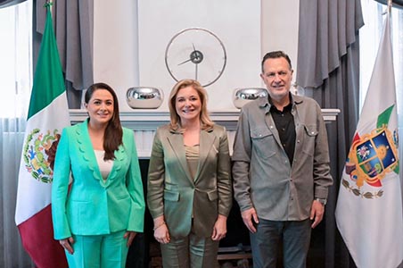 Maru Campos, gobernadora de Chihuahua, asume la presidencia de la GOAN. Gobernadores panistas reafirman su compromiso con la legalidad y el desarrollo económico desde la oposición.