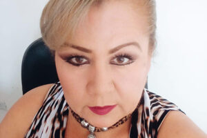 Leticia Lara anunció que habrá un nuevo director en el Hospital Integral tras numerosas quejas ciudadanas; Omar Ponce deja el cargo y la Secretaría de Salud anunciará el relevo en próximos días.