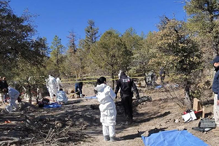 Con la identificación de tres cuerpos más, ya son 31 las víctimas reconocidas de las fosas clandestinas de El Willi, Casas Grandes. Las autoridades continúan con el análisis forense.